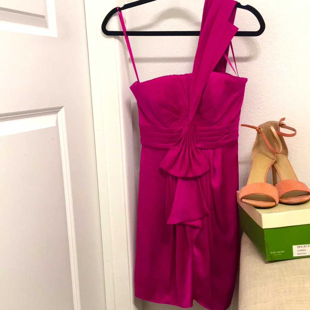 ✨ Moving sale 🚗- BCBG Maxazaria Hot Pink One Shoulder Palais Dress, 4 - Picture 4 of 11